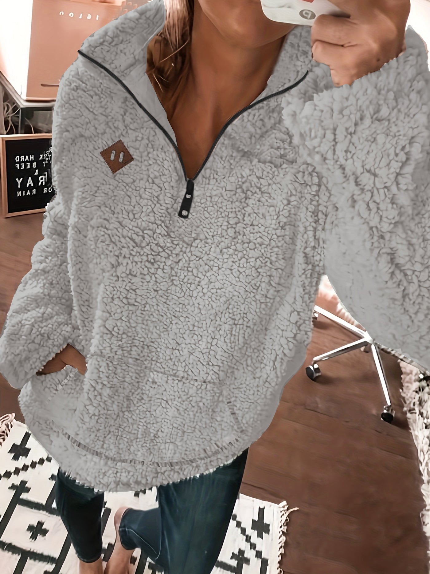NOREEN | Sweter Teddy z Zamkiem